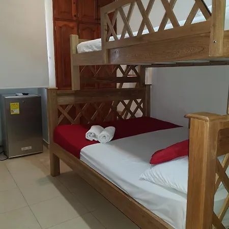 Hotel Casa Velamar 3*